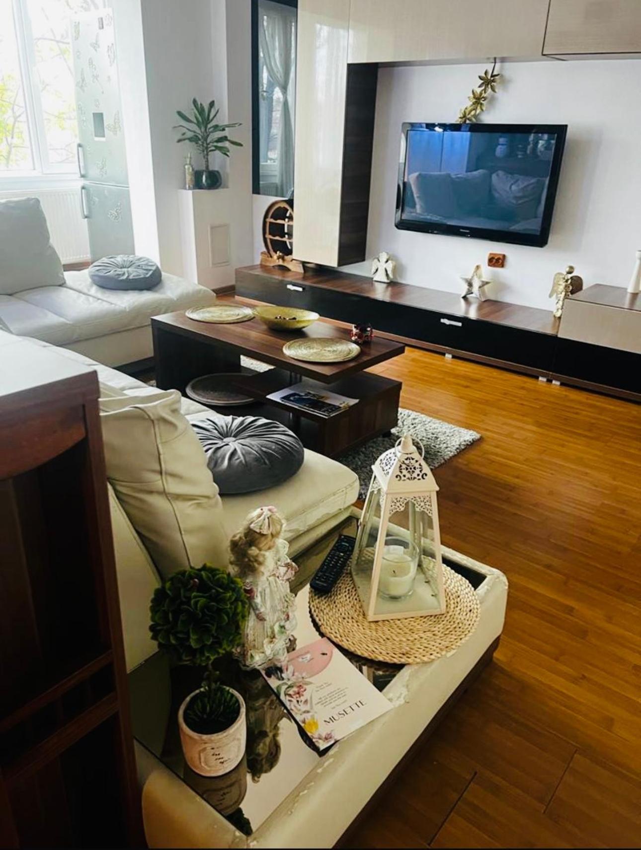 Apartament Lux Crialy - 75 M2 - Free Parking تيميشورا المظهر الخارجي الصورة